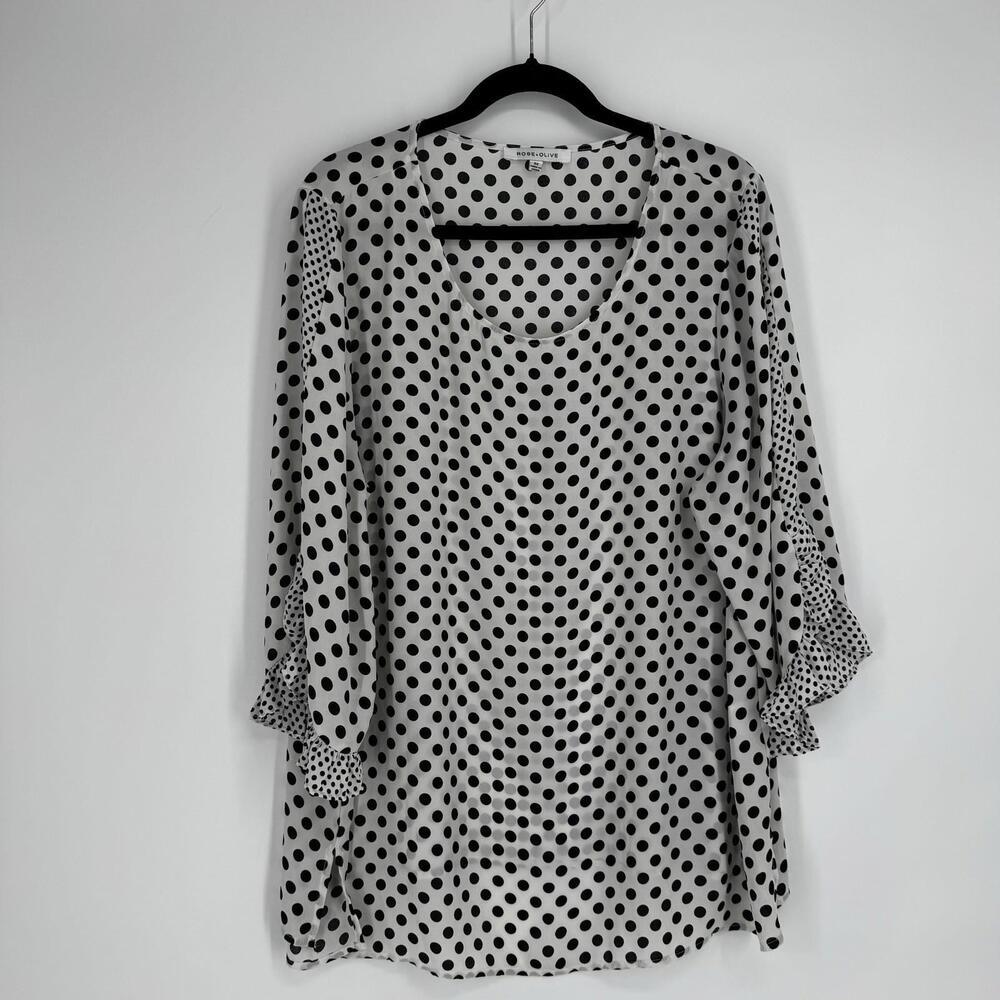 Rose + Olive top 2x black white  short sleeve blouse shirt plus office business